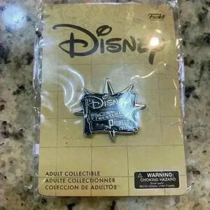 Disney Treasures Pioneer 2017 Pin